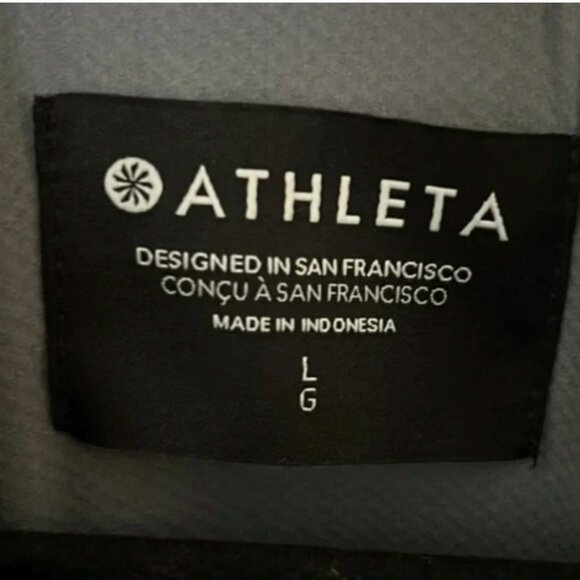 Athleta Women’s Wayfarer Bomber Jacket Coastline Blue size large - Picture 6 of 7